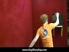 Homosexuell Hardcore- Glory Hole Geschlecht Porno und fiese Homosexuell Handjobs 31