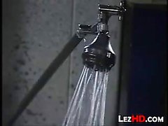 Prisonniers de lesbiennes de la douche