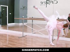 GingerPatch - Redhead Balerin Binme Hakimler Büyük Aletler