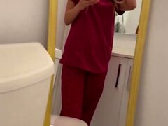 Camsoda - Hot sjuksköterskan Katana Kombat färgar hennes fitta skurar