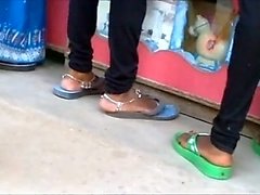 Fornisce in piedi calzini della India shoeplay nei Flipflops
