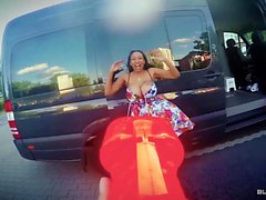 BUMS BUS - Bus interracial joder con la polla tetona Ria Paradise