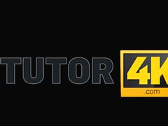 Tutor4K. Tutor maduro de cabelos negros arrastados para o sexo