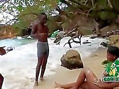 Caribe sabor sexo em público cheio