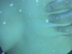 chica japonesa con escafandra sexo bajo el agua 2