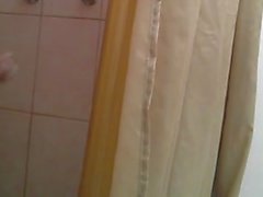 Suihkun / Tomando una ducha