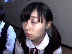 Las niñas japonesas Bus En Uniforme Pública 240293
