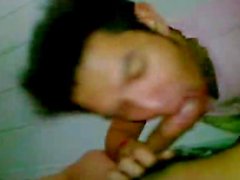 Di Pinoy sveglia Guy succhia