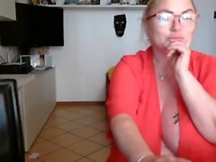 BBW mit großen Brüsten auf Webcam 3 gibt CA