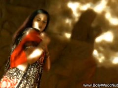 Bollywood Fürstin auf Express des Tanz Rituale