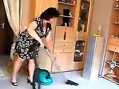 MUJER MADURA QUE Vacuums su coño sucio de