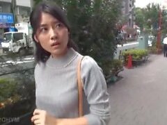 ¡Morena asiática aceptó hacer el amor con un extraño por dinero en efectivo (¡nuevo! 11 de septiembre de 2021) - SunPorno