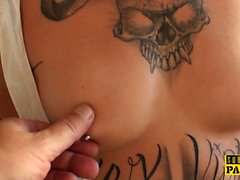 Facefucked gag troia britannici sul cazzo Maledom