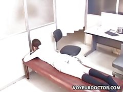 El doctor pervertida paraliza Los pacientes