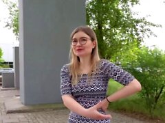 Saksan Scout - Candid Berlin Girls First FFM 3some pickup