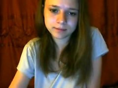 Chupada adolescente tetona y titfuck en webcam