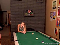 Hollie Macks mari a perdu son dans un jeu de billard