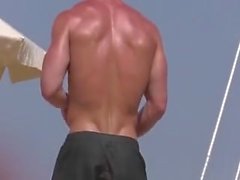 gros morceau de muscle à la plage