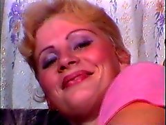 MILF Rusia analfucked duro por la polla grande