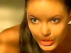 Angelina Jolie Nude en mode Vidéo de voleur de tombeau