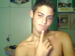 Ragazzo bellissimo di 18 anni in webcam