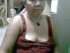 filipina mémé marivic 58 me montrer ses seins sur la cam!