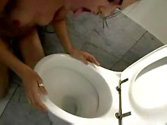 Sasha Grey und Claire Adams in etwas perversen Sex in bathroom erhalten