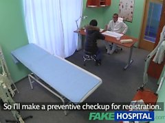 FakeHospital paciente sexy gosta de trás com seu novo médico