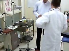 Aficionados japonês na spycam observados por seu médico