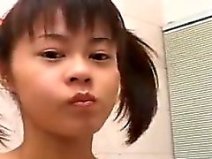 Japanese Teen joli jouant avec Une Cock