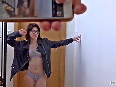 GERMAN SCOUT - adolescente Colegio Sara Habla con casting anal profundo