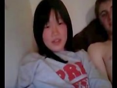 Asian Girl Gets A Facial De namorado branco