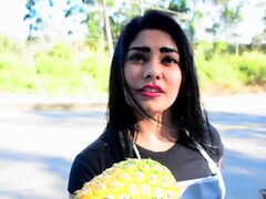 Sıcak Latina Newbie Devora Robles heyecan verici hardcore pikap
