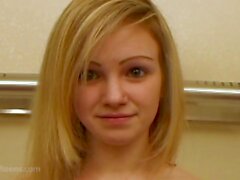 18 Jahre alte blonde Teenager mit großen Titten wird gefickt (neu! 20 Feb 2022) - SunPorno