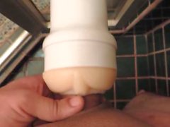 Masturbándose con fleshlight.0