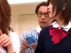 Japanese genç Haruka Aida sansürsüz olarak japonca fucked