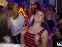 Europäische Mädchen-Party in Hardcore-Mode