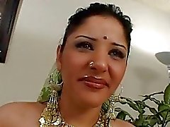Zeer mooie Indische prinses op sex casting