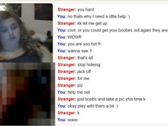 Omegle joue avec les seins