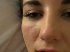 Você transa com Jade Amber no estilo POV