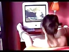 Jade de éjaculer en regardant la du porno chez vous