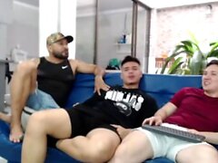 Webcam jeune garçon gay regarde les garçons