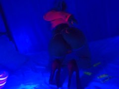 SECRETCRUSH - Succubus POV Fucking & Blowjob Covers Arsch in UV Körper Farbe